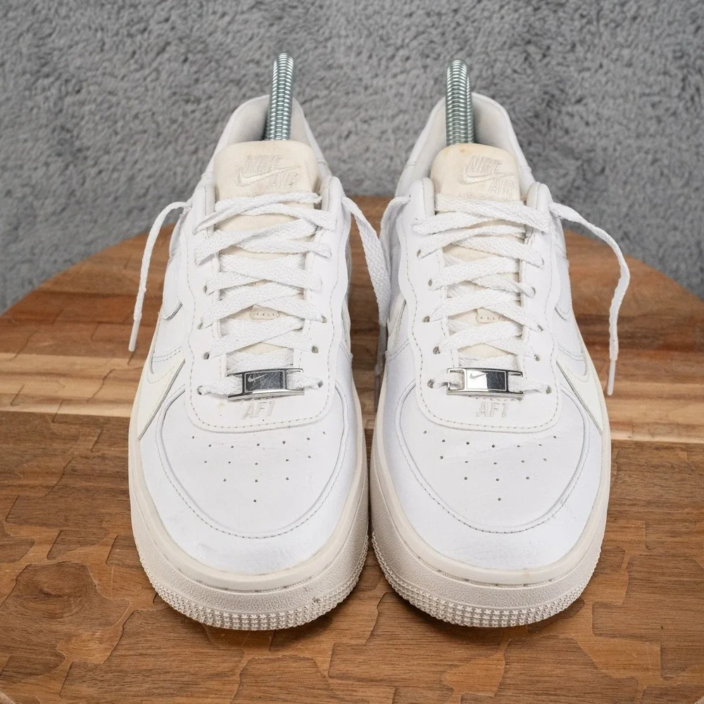 Nike Air Force 1 PLT.AF.ORM Triple White Size 6.5 US